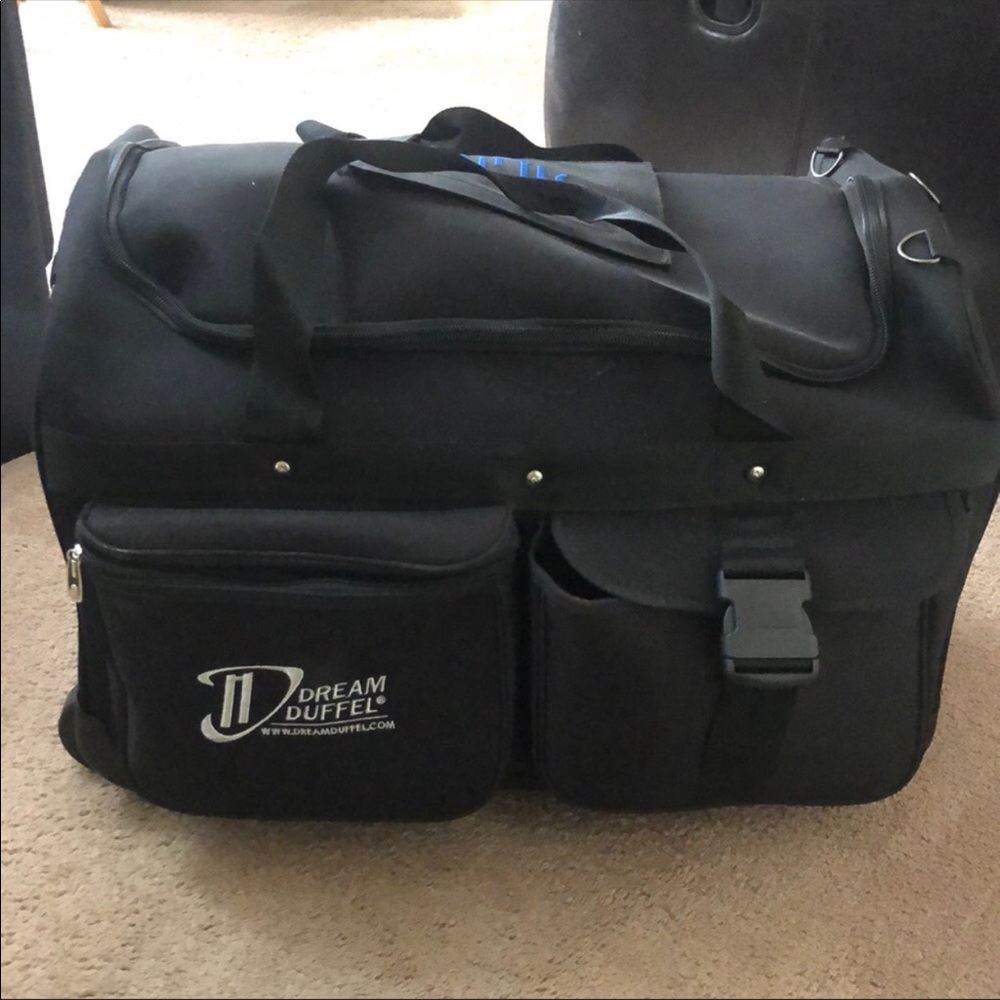 COPY - medium black dream duffel
